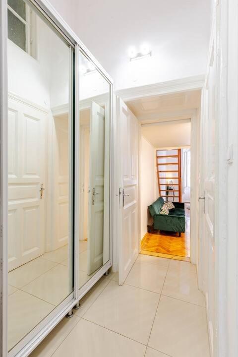 Vibrant Center Apartment Budapest Eksteriør bilde